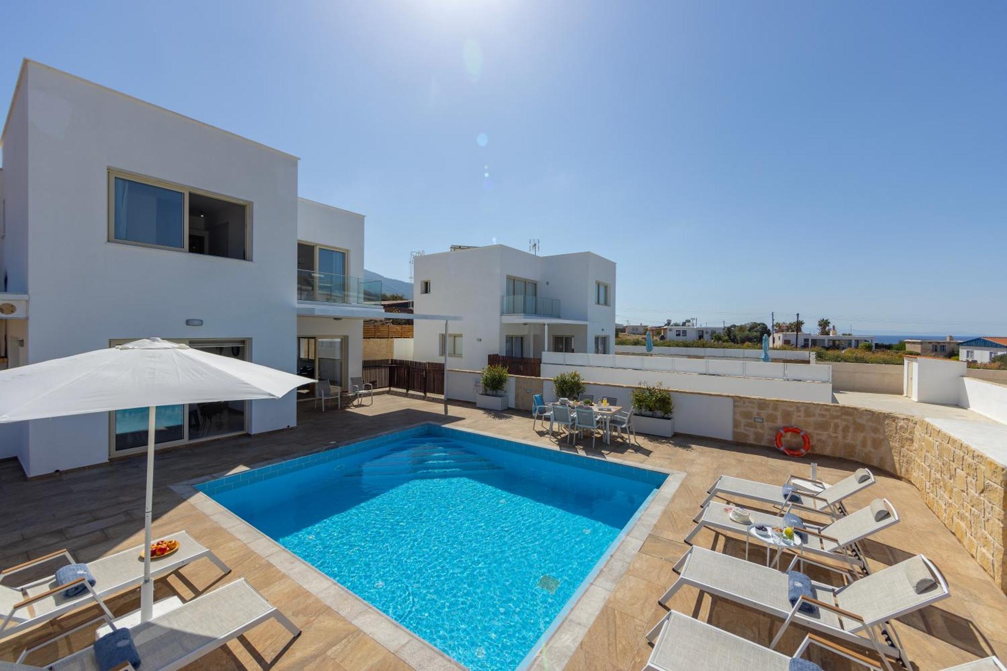 Diana Seaside Villas Pomos Dış mekan fotoğraf