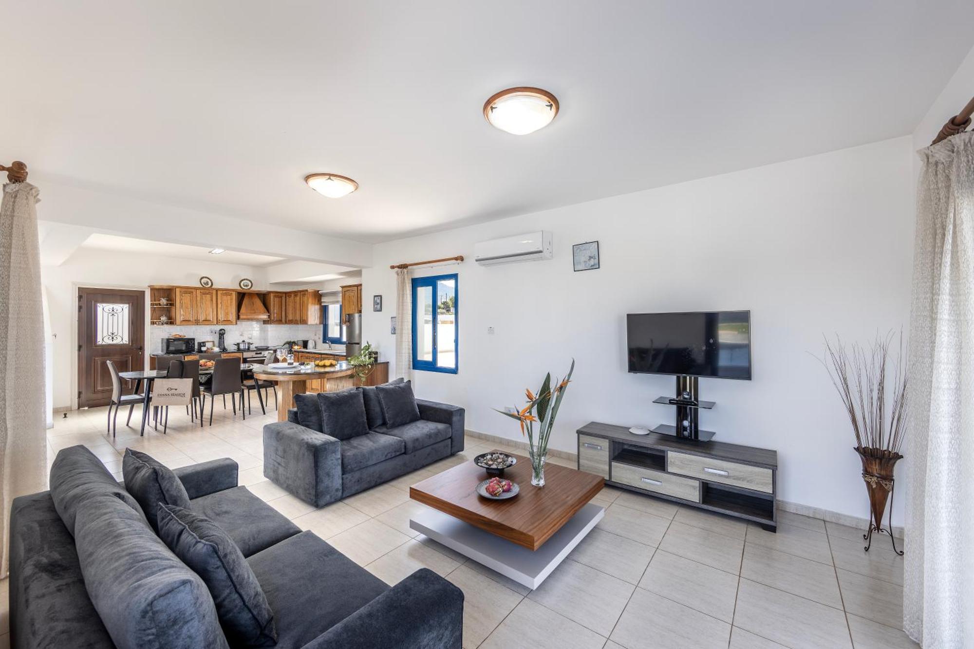 Diana Seaside Villas Pomos Dış mekan fotoğraf